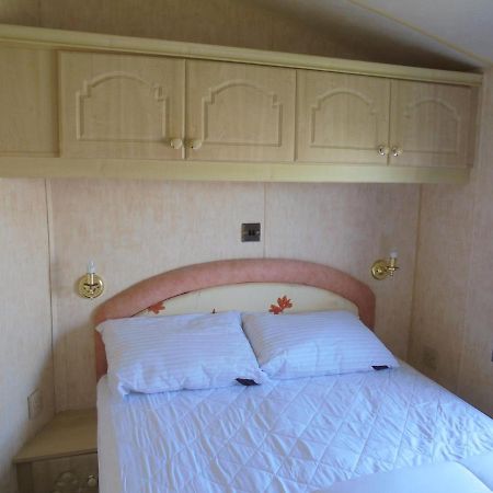 Waterside: Waterside Salisbury:- 6 Berth Large Wrap Around Veranda Ingoldmells Exterior foto