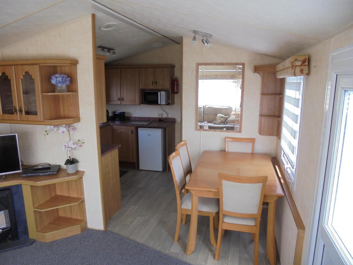 Waterside: Waterside Salisbury:- 6 Berth Large Wrap Around Veranda Ingoldmells Exterior foto